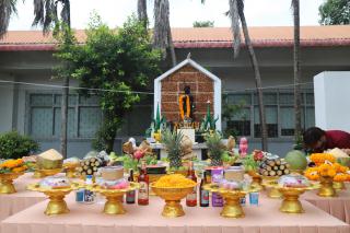 พิธีไหว้ครูช่างอบรมคุณธรรมและสานสัมพันธ์พี่น้อง ประจำปี 2568